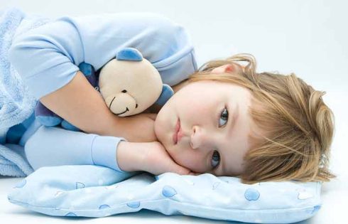 بی خوابی کودکان، دلایل و درمان بی خوابی شبانه کودک